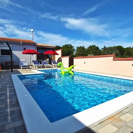 Holiday Home Mario Pula Exterior photo